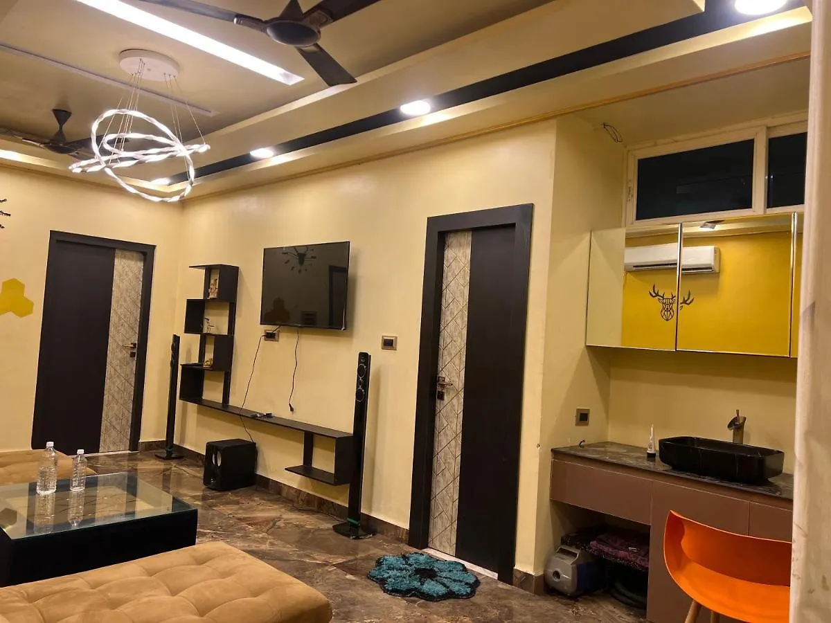 Apartament Ayudh Bhawan Waranasi 0*,  Indie