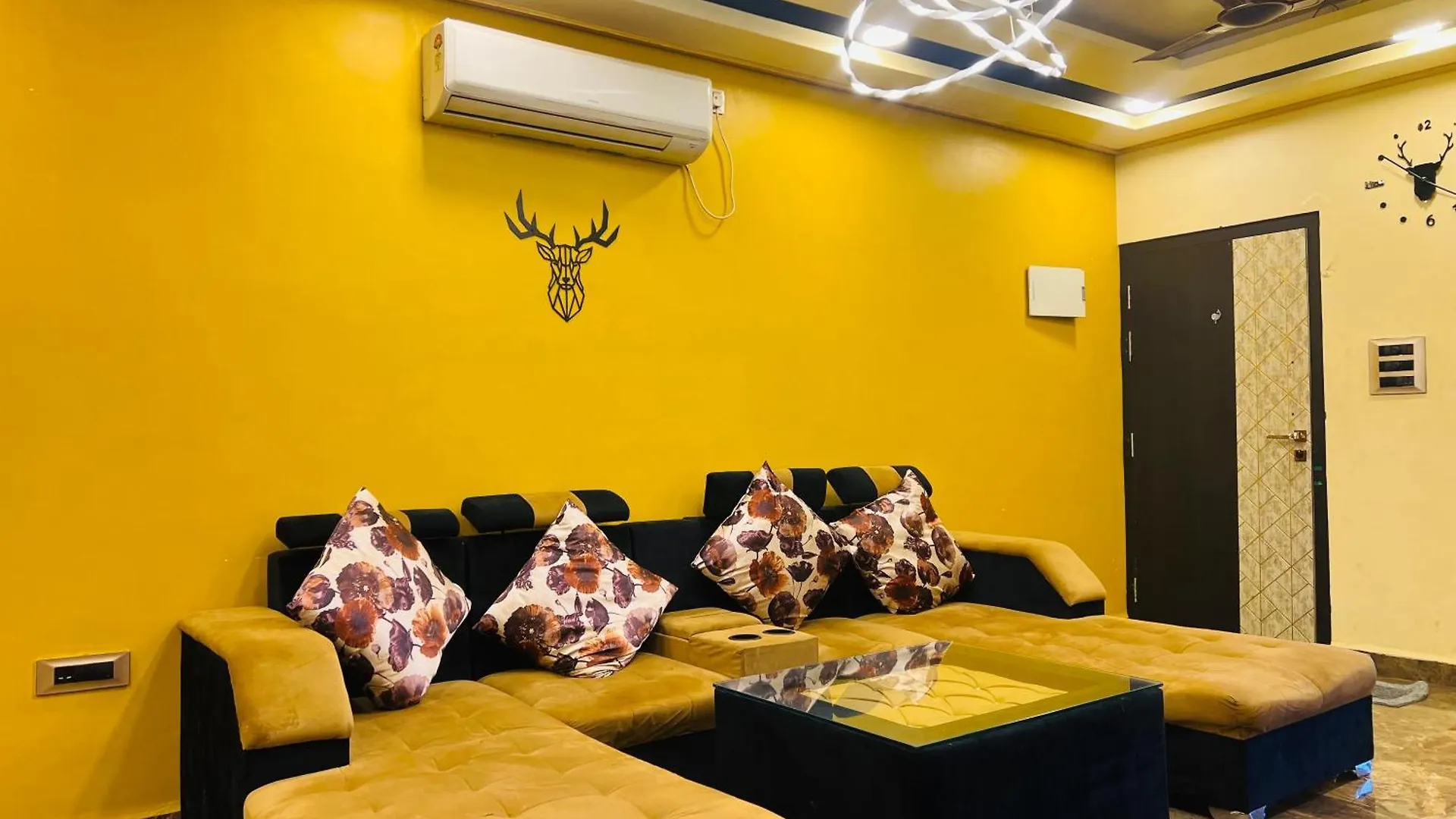 Apartament Ayudh Bhawan Waranasi